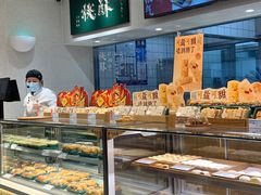 面包甜点陈列柜-泸溪河桃酥(湖滨银泰in77店)