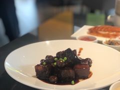 板栗东坡肉-小大董·烤鸭(观景餐厅·南京西路店)