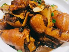 梅干菜猪蹄-小菜园新徽菜(南京秦淮龙蟠汇店)