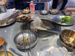 -哈哈碳都·牛肋条无限自助烤肉(台江万达店)