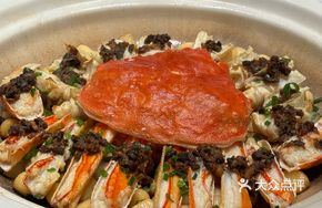Steamed Three-Men Blue Crab with Eight Treasure Rice Cake