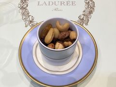 -ladurée(戴高乐机场T 2F店)
