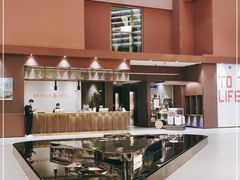 -上海虹桥中心爱琴海亚朵S酒店