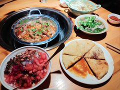 -大众跷脚牛肉馆·非遗传承单位(峨眉山店)