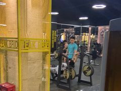 -峰鸟自助健身(锦泰城店)