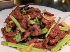 -靠山屯东北农家菜(八龙桥雅苑店)