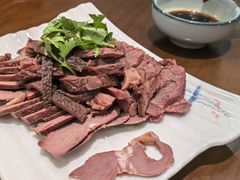-龙香居海鲜浑锅家常菜·特色驴肉