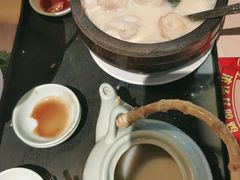 上海咸豆浆煨鱼片-避风塘(宝山万达店)