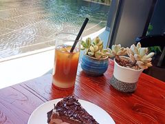 黑森林切角-BLAQ咖啡(骏豪店)