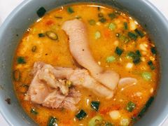 猪手鸳鸯锅-小街猪手(团结湖店)