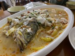 农家酸菜烧桂花鱼-丁来兴酒店(西街店)