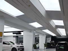 -龙膜耐卡汽车贴膜改装旗舰店(火车南站店)