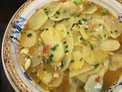 -黄桷树曹家私房菜(江与城店)