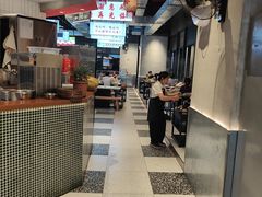 -憨铁匠老火锅(龙岗万科里店)