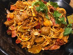 -拿渡麻辣香锅(银泰创意城店)