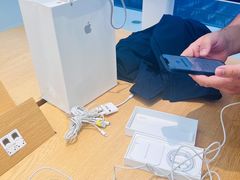 -Apple零售店(玄武湖店)