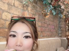 -FLOVIE FLORIST CAFE