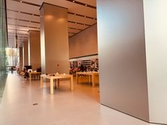 -Apple零售店(华贸购物中心店)