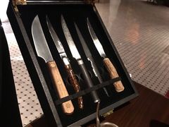 -恰餐厅及酒吧 CHAR Bar & Grill (北京丽都皇冠假日店)
