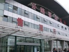 -凯旋公路客运站