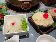 -慢丽江·云南野生菌土鸡锅(付家庄店)