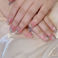 -天生爱美甲