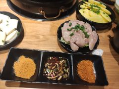 -酒谊炭火自助烤肉(商社汇巴南购物中心店)