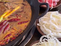 -黄潇洒老火锅(九眼桥宏济巷店)