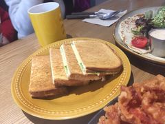 咖椰吐司-HELLO 27 意面·沙拉·帕尼尼