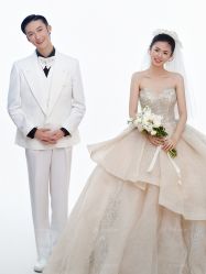 -第一夫人婚纱摄影(南京店)