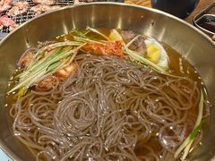 -明洞阿姨·韩式酱蟹烤肉·创意料理(三元桥店)