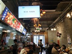 -巴四老城区炭火蛙锅(张江店)