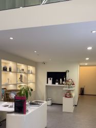 -JNK皮肤管理中心