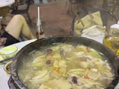 -墨脱石锅椰子鸡•海鲜糟粕醋(榆亚路店)