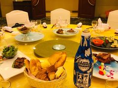 -山明水秀大饭店