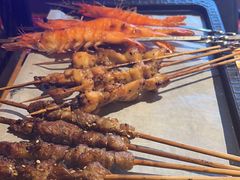 -喝丢一只鞋海鲜烧烤·海肠捞饭(东关街店)