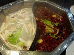 -重庆德庄火锅(体育中心店)