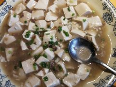 -大众跷脚牛肉馆·非遗传承单位(峨眉山店)