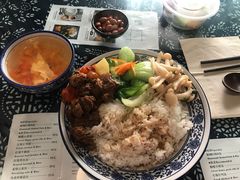 -蜗牛小馆醉乡民谣云南菜(惠新西里店)