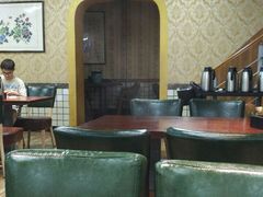 大堂-贯贯吉·清真餐厅(浙江中路店)