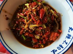 萍乡嫩炒牛肉-笨豆腐居民楼菜馆•江西小炒(天津开发区店)