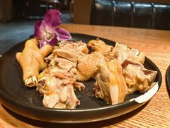 -一朵菌·野生菌探索家火锅(南亚店)