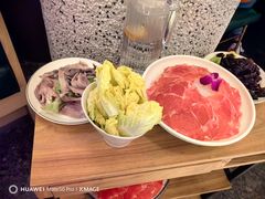 -三人行骨头王火锅(长寿店)