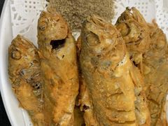 炸小黄花鱼-瑞杰烧烤店·24小时营业(山东路店)