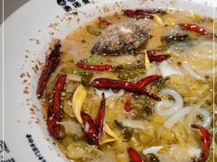 -渔语鱼酸菜鱼新川菜(来福士店)