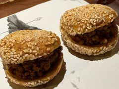 烧饼-四季民福烤鸭店(外滩外白渡桥店)