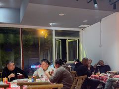 -罗霸蛮老岳阳大排档·鲜货烧烤·土吊子煨砂锅烧菜