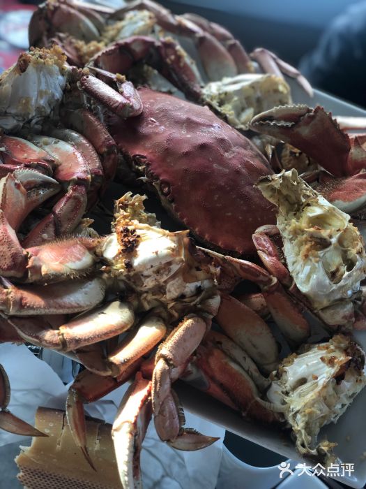 Swiss Louis Italian & Seafood Restaurant蒜蓉螃蟹图片