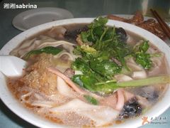 3-萧记三鲜烩面美食城(郑汴路店)