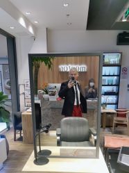 -Mentor Hair Salon